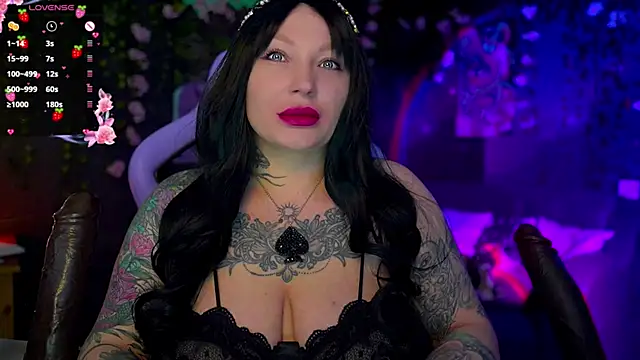 Snapshot of BlackedBarbie chatting on 10/31/25, 06:53 BlackedBarbie online show from 10/31/25, 06:53