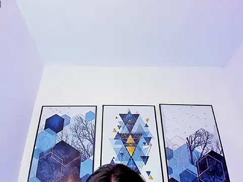 Snapshot of sexyvioletvalerious chatting on 10/14/25, 06:58 sexyvioletvalerious online show from 10/14/25, 06:58