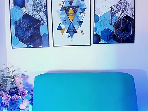 Snapshot of sexyvioletvalerious chatting on 10/19/25, 08:04 sexyvioletvalerious online show from 10/19/25, 08:04