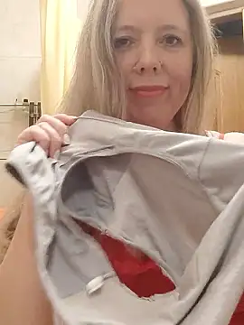 Irina3718 online show from 10/07/25, 09:17