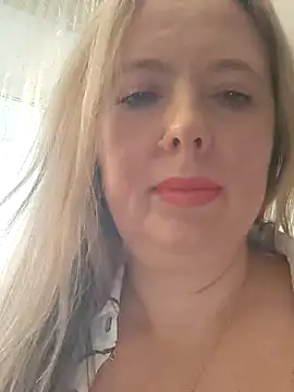 Irina3718 online show from 11/02/25, 02:08