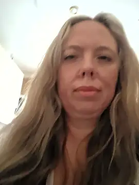 Irina3718 online show from 01/12/26, 12:21