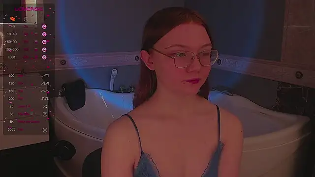 Snapshot of luv_tessa chatting on 02/12/26, 01:33 luv tessa online show from 02/12/26, 01:33