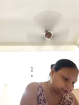 Arohi35 online show from 09/15/25, 12:38