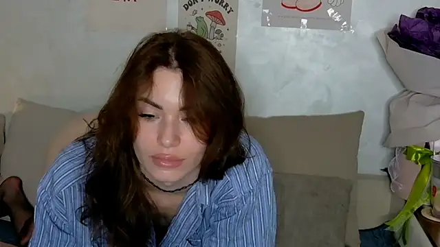 SweetDarling7 online show from 06/09/26, 12:28