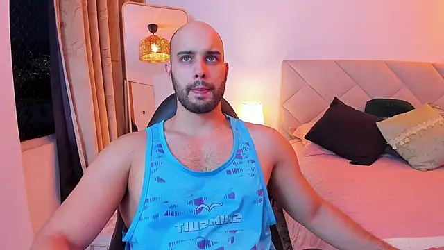 Snapshot of Chris_Alzate chatting on 09/10/25, 11:27 Chris Alzate online show from 09/10/25, 11:27