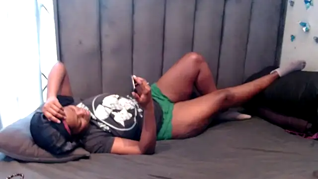 LustyDeziree1 online show from 02/04/26, 03:29