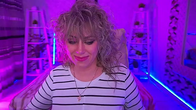 CandyLadyyy online show from 04/05/26, 08:39