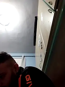 Francescodicristina44 online show from 03/04/26, 11:44