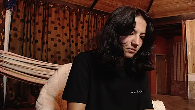 Snapshot of Asaray_T chatting on 06/23/26, 12:19 Asaray T online show from 06/23/26, 12:19