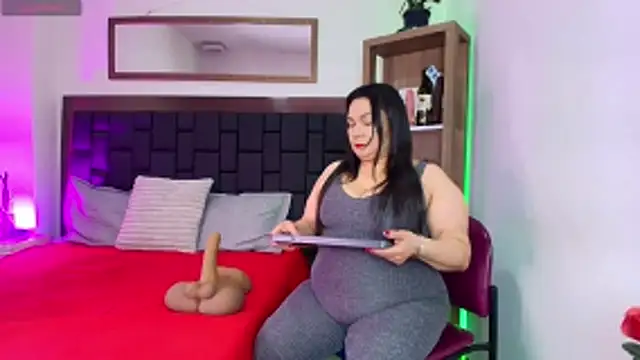EllenaBoobs  online show from 06/03/26, 04:04