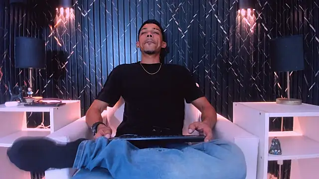 Gregory Sforza online show from 02/04/26, 07:09