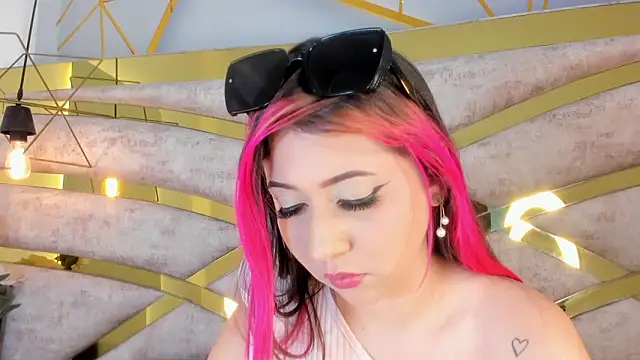 Sofiia Rossee  online show from 02/09/26, 07:51