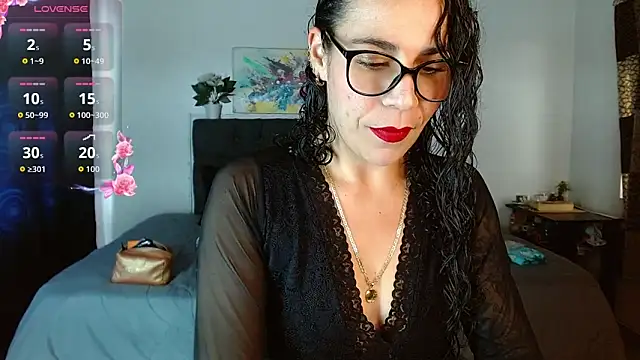 mia velvet1 online show from 09/30/25, 03:06
