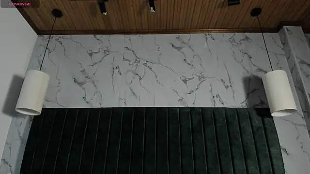 labrinthteasing online show from 11/28/25, 03:04