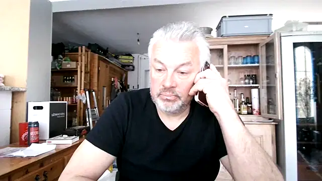 Snapshot of Berg_Boy chatting on 03/16/25, 08:32 Berg Boy online show from 03/16/25, 08:32