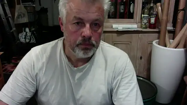 Snapshot of Berg_Boy chatting on 09/14/25, 09:14 Berg Boy online show from 09/14/25, 09:14