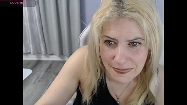 BellaStar84 online show from 11/18/25, 11:58