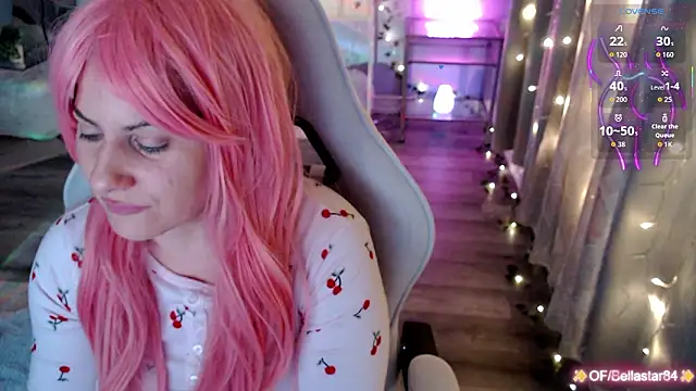 Snapshot of BellaStar84 chatting on 02/24/26, 11:19 BellaStar84 online show from 02/24/26, 11:19