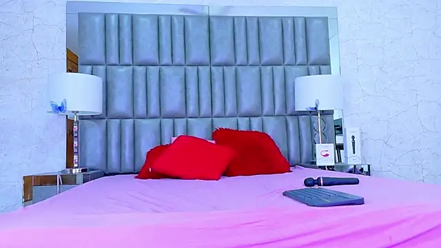 CamilaJohnston online show from 09/08/25, 08:30