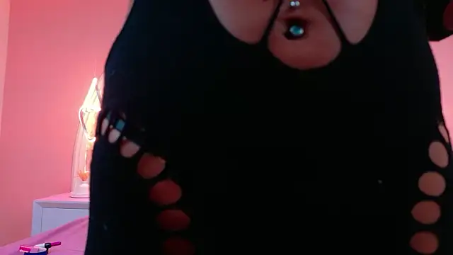 CamilaJohnston online show from 12/05/25, 04:58