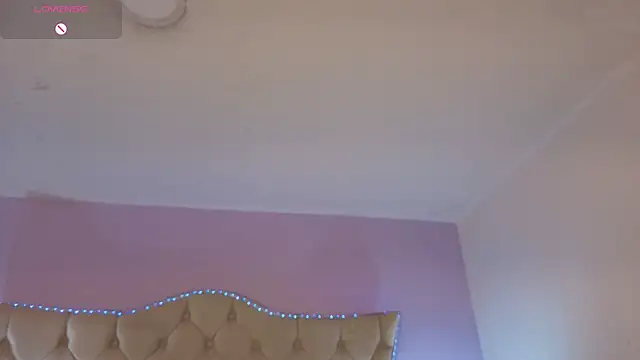 CarolineNasty online show from 11/06/25, 08:43