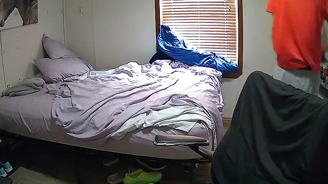 Muffdiver718 online show from 03/14/25, 05:24