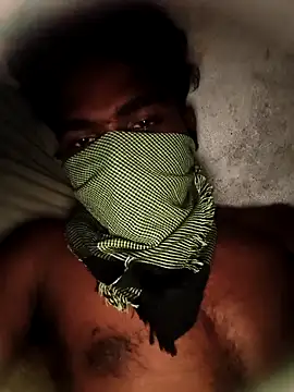 PolarFriend0 online show from 04/05/26, 06:38