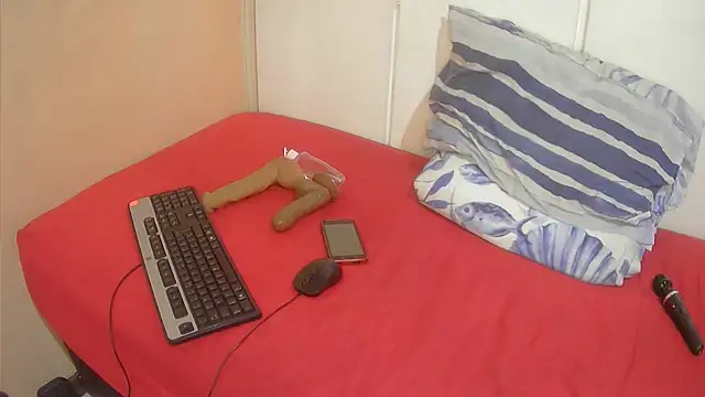 XhosaBoobs4U online show from 10/26/25, 06:41