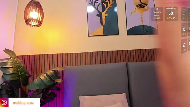 MelinaCruz online show from 04/07/26, 01:06