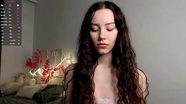 glamourr online show from 04/11/26, 10:41