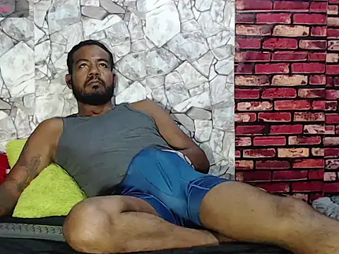 BladeFoxxx1 online show from 02/08/26, 04:27