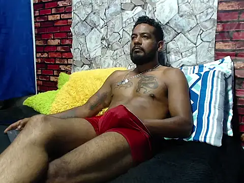 Snapshot of BladeFoxxx1 chatting on 07/18/26, 03:27 BladeFoxxx1 online show from 07/18/26, 03:27