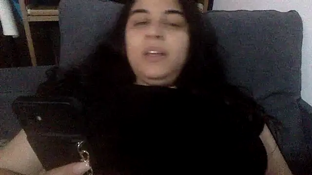 Veramaia online show from 05/17/26, 06:04