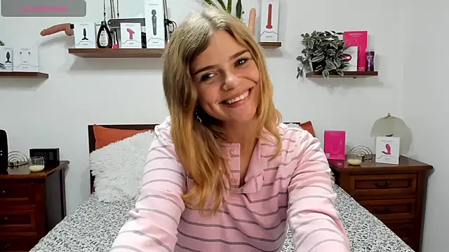 HaleyReedme online show from 10/20/25, 06:58