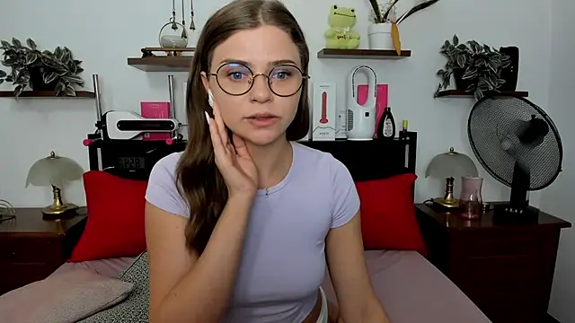 HaleyReedme online show from 07/16/26, 07:03