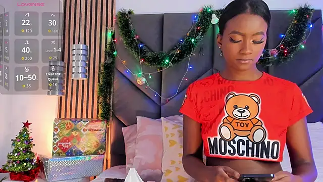 Kendallross28 online show from 12/04/25, 03:32