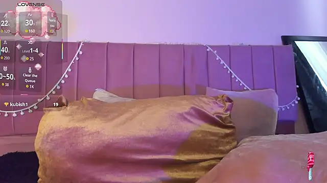 kitty-kryss online show from 11/10/25, 04:17