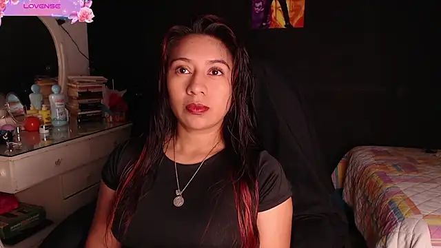 Snapshot of yes0225 chatting on 10/02/25, 01:51 yes0225 online show from 10/02/25, 01:51