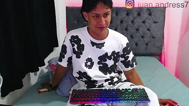 Stone grey1  online show from 11/04/25, 06:34