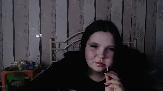 Snapshot of Victoriakot chatting on 03/18/25, 11:41 Victoriakot online show from 03/18/25, 11:41