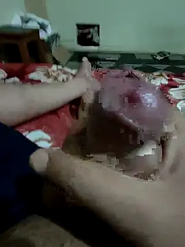 Snapshot of RomanticLoverboyz chatting on 03/13/25, 01:07 RomanticLoverboyz online show from 03/13/25, 01:07