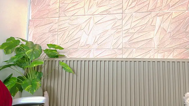 Gaviluc  online show from 04/06/26, 12:50