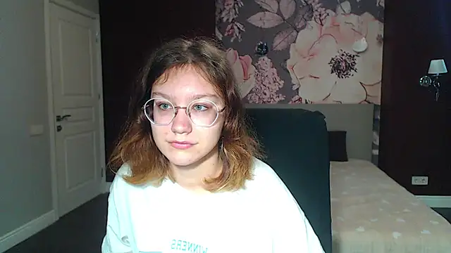 AngelinaLow online show from 03/13/25, 12:13