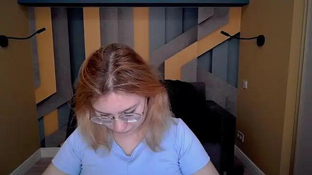 AngelinaLow online show from 01/05/26, 05:27