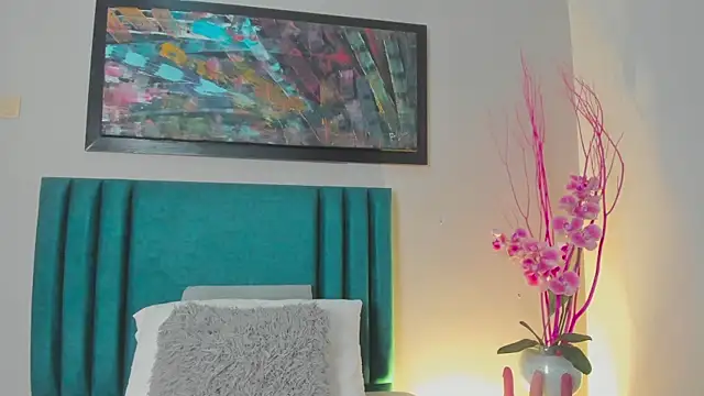 BeckyVidal online show from 10/04/25, 12:19