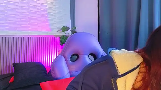 TiffanyWalk online show from 03/04/26, 12:55