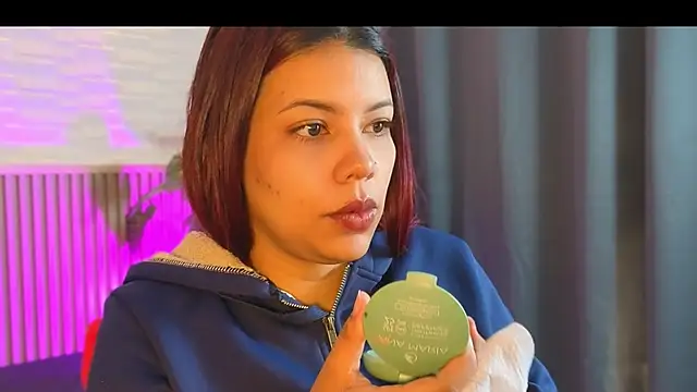 TiffanyWalk online show from 04/06/26, 12:50