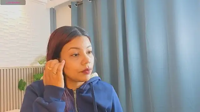 TiffanyWalk online show from 04/14/26, 12:22