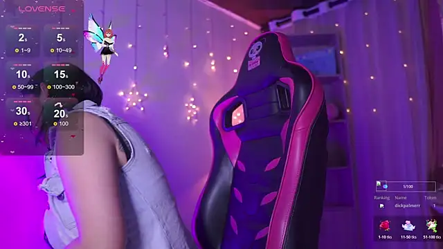 Madison Mayer online show from 11/19/25, 01:00